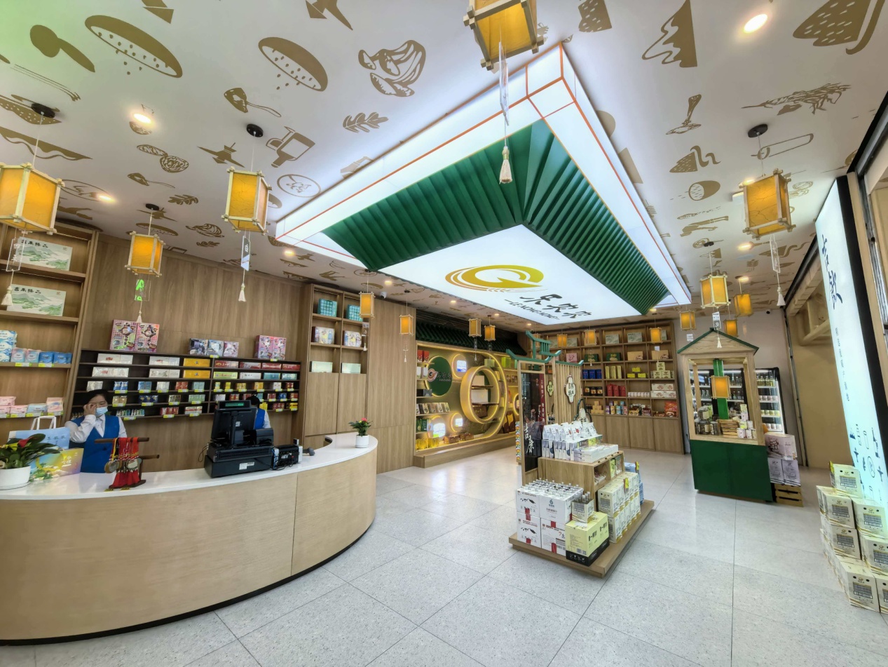 珲乌高速公路石头口门“开放式”服务区焕新升级，咖啡香飘高速路